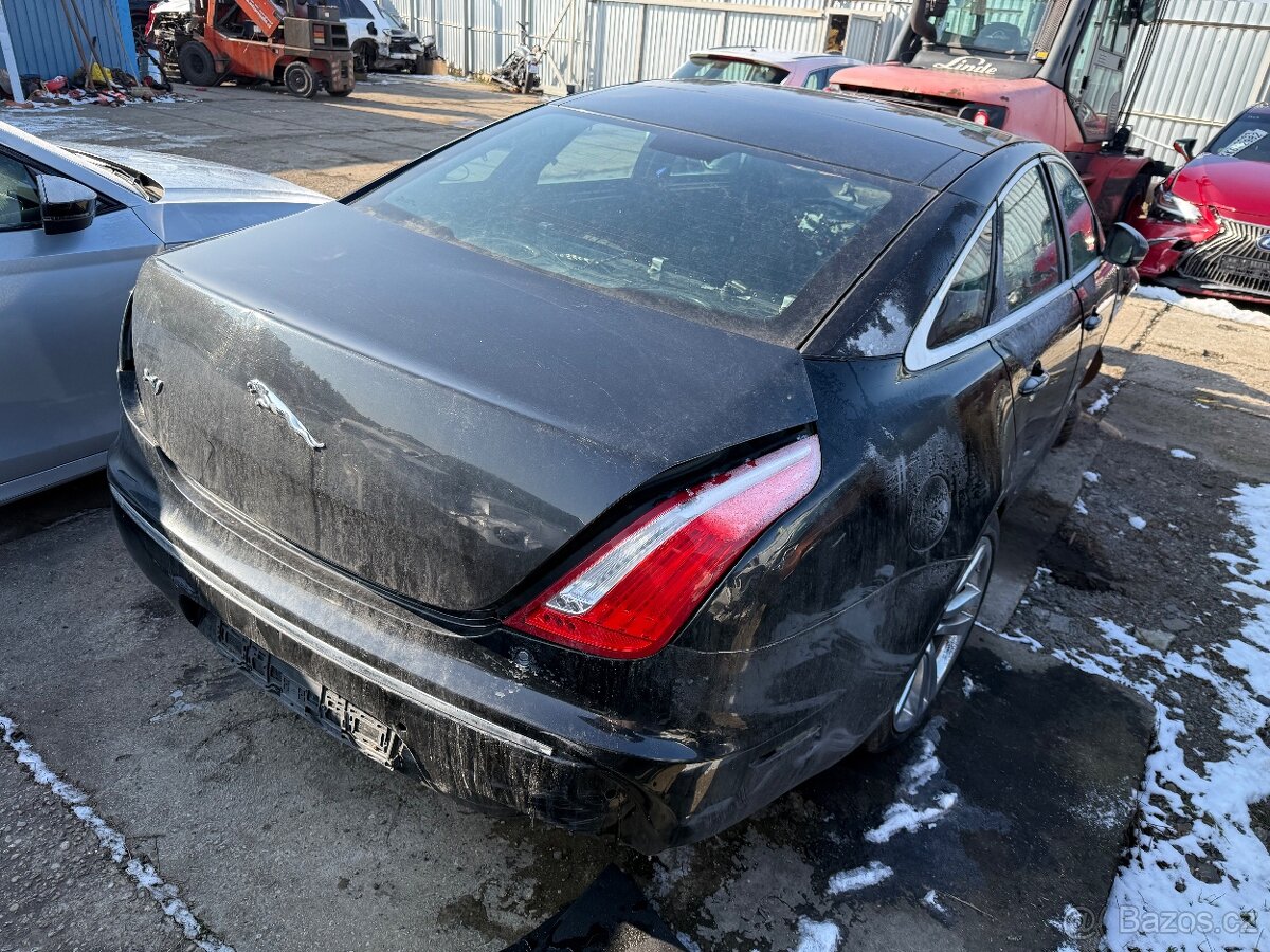 Jaguar XJ 3.0 202kw Diesel V6 Premium Luxury.Motor prodán - 7