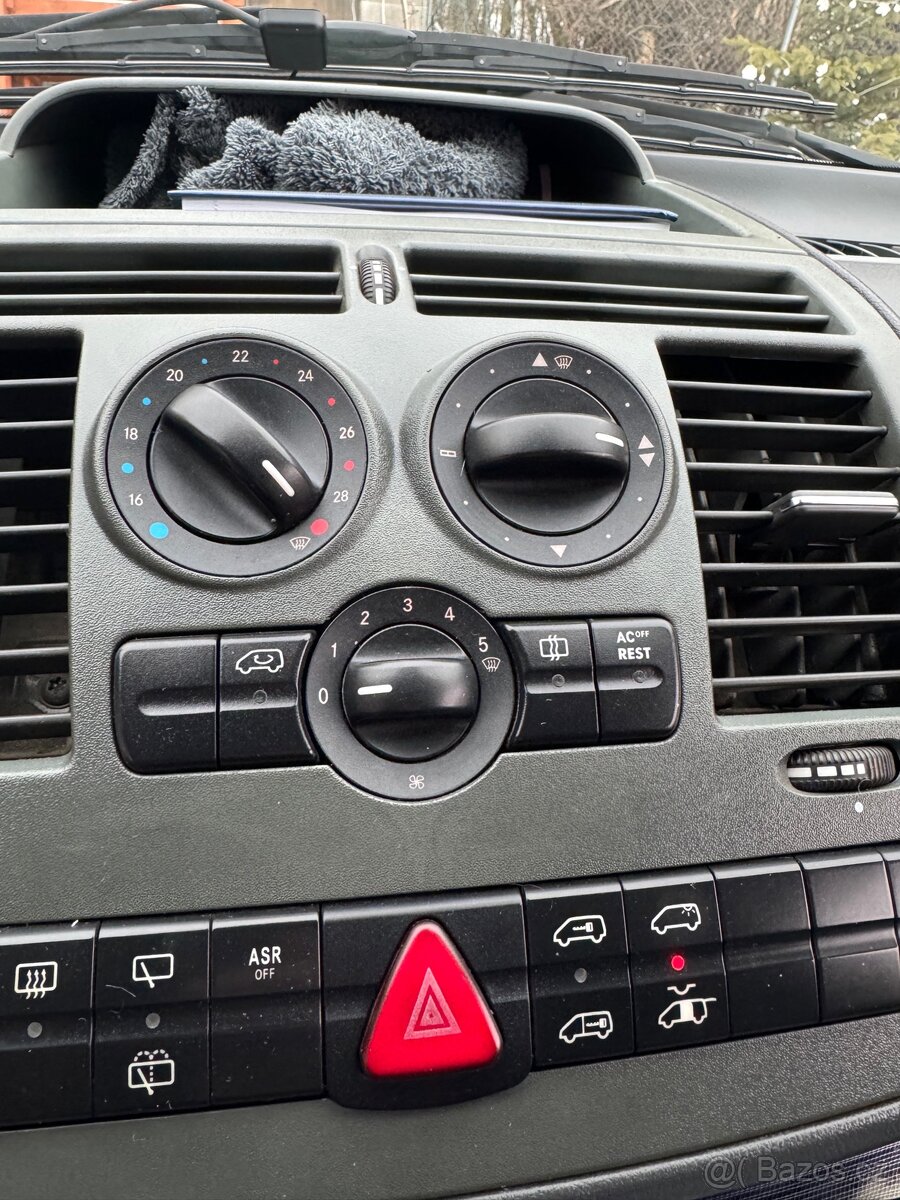 Mercedes vito. 2005 - 7