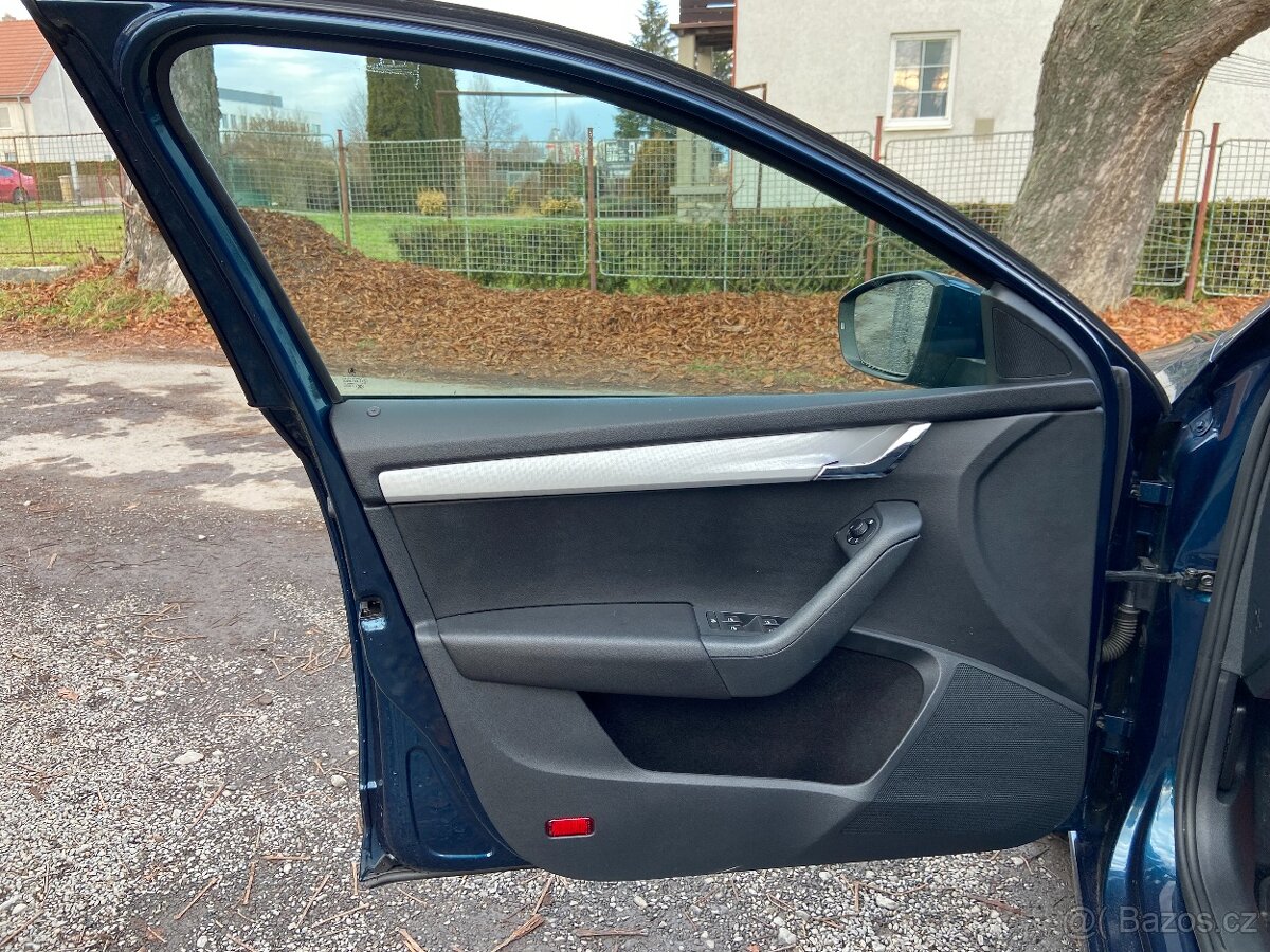 Škoda Octavia 1,2 TSi 77kW Senzory, Tempomat - 7