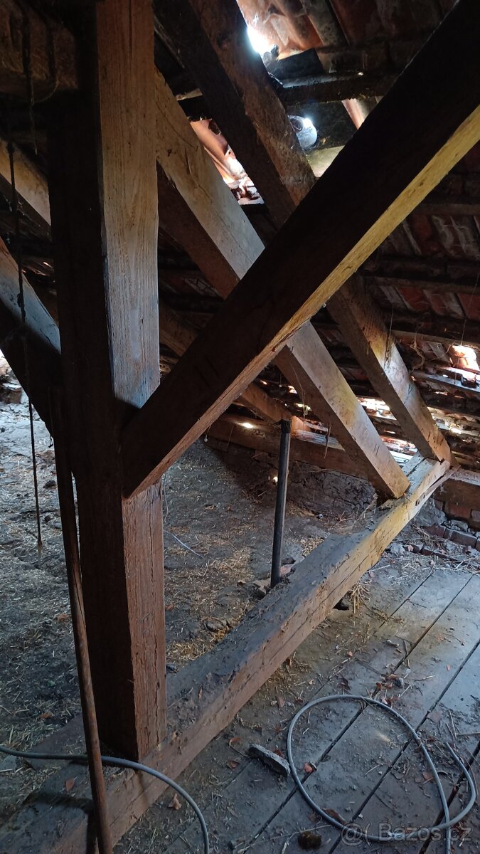 Střešní trámy, krovy - 7
