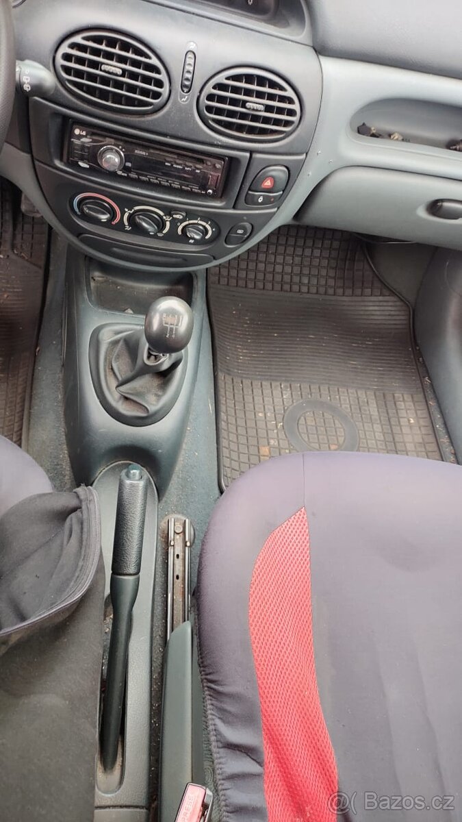 Renault Megane Coupe 1.6e - 7