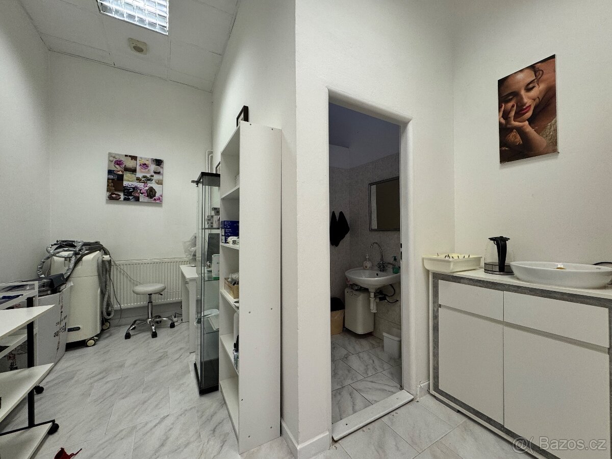 Přenechání nájmu kosmetického salonu – Teplice - centrum - 7