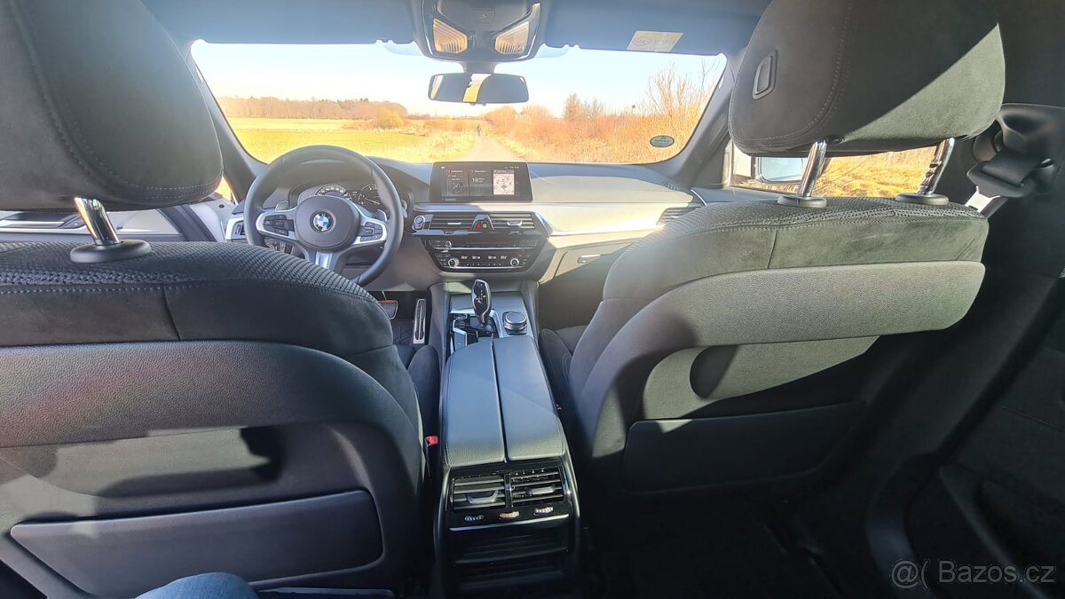 Prodám - BMW 520d xDrive M-packet - 7