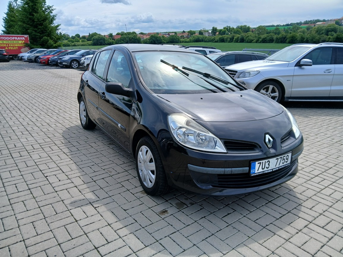 Renault Clio 1,5 dCI - 7