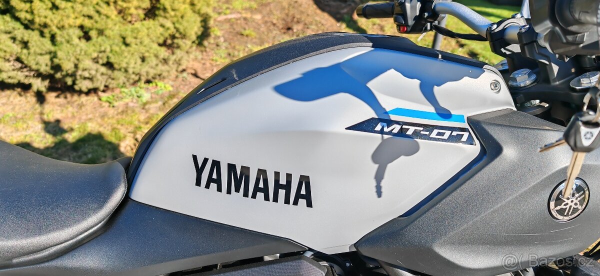 PRODÁM YAMAHA MT 07 AUTOMAT - 7