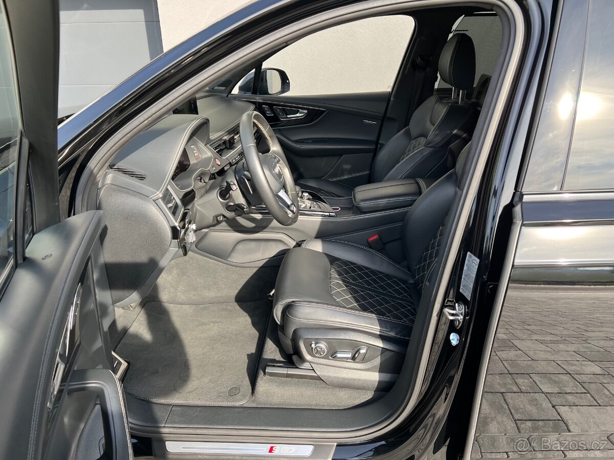 SQ7 exclusive+ceramic brzdy+7míst+B&O+max.výb -odp.DPH - 7