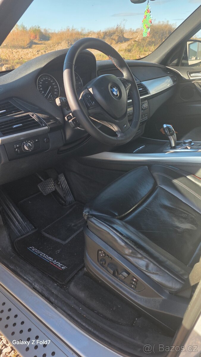 BMW X5 4.8i E70 - 7