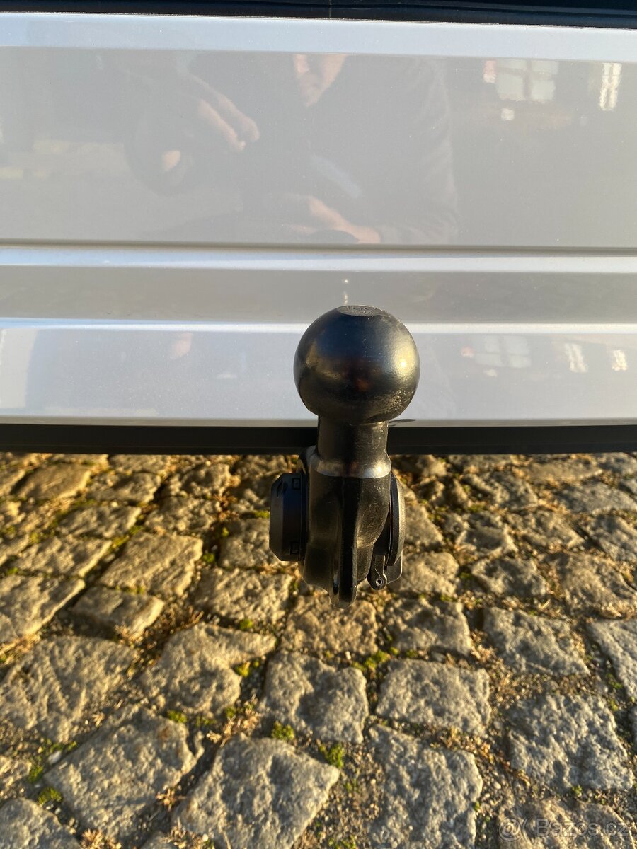 ŠKODA OCTAVIA COMBI IV 2.0TDI 110 KW - 7