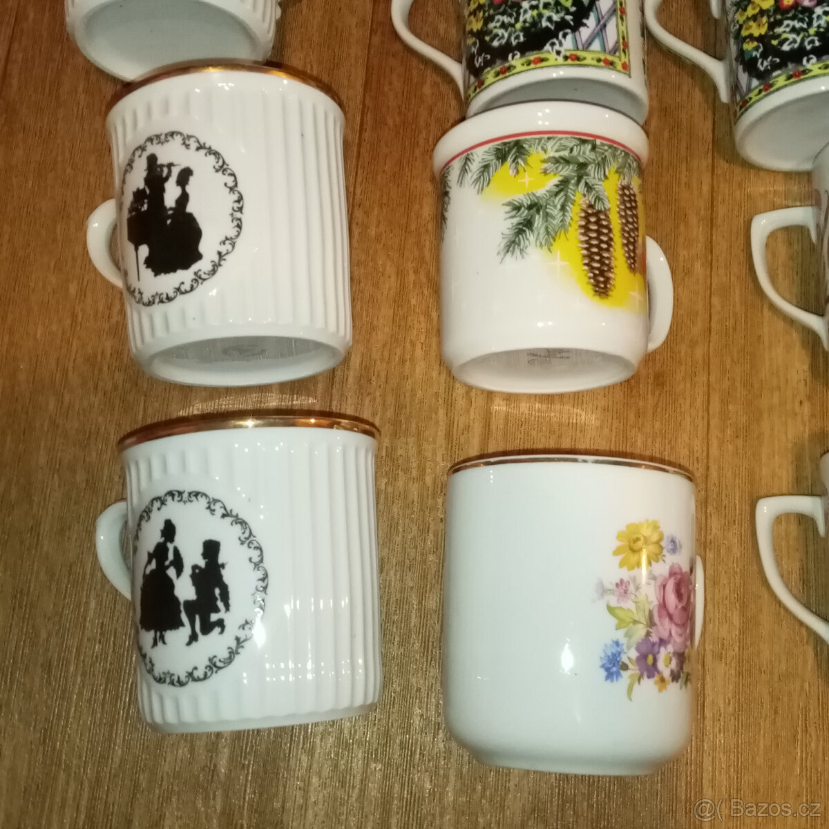 Prodám staré české porcelánové hrnky a skleněné půlitry 0,3l - 7