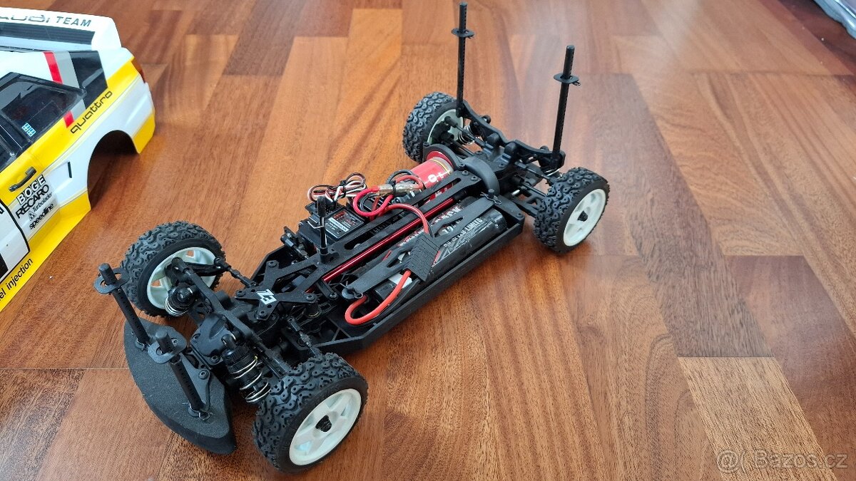 Rally Legends Audi Quattro Sport 19854WD2.4GHz RTR sada 1:10 - 7