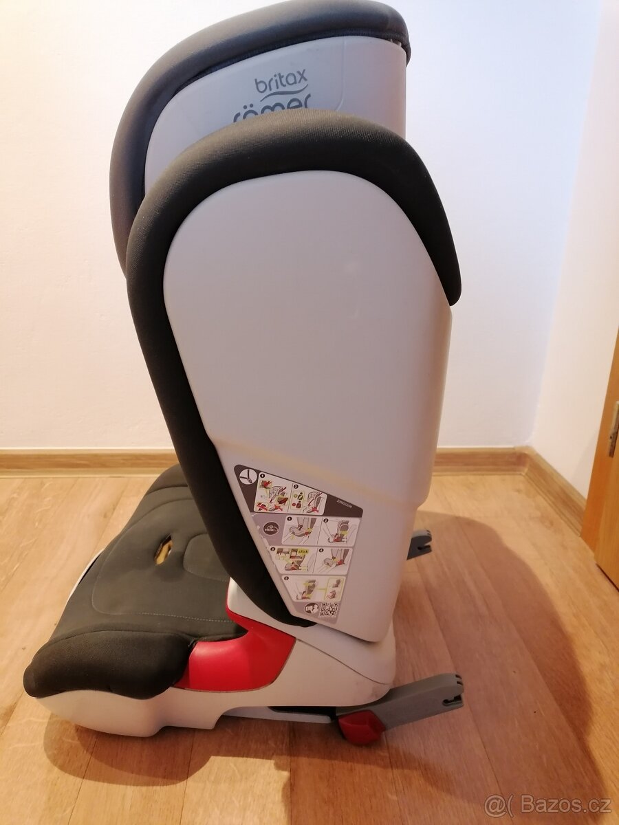 Autosedačka Britax Römer Kidfix II XP (15–36 kg) - 7