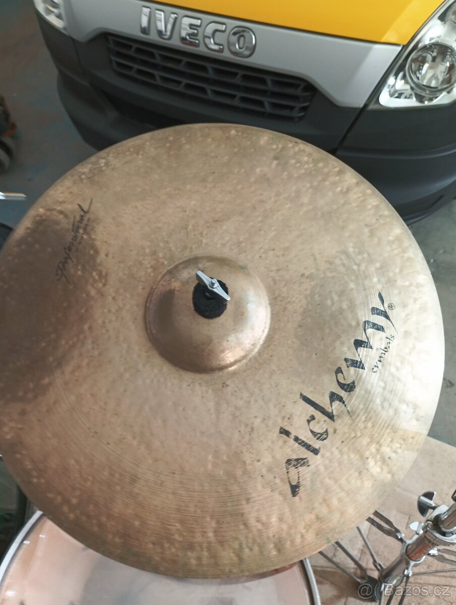 Prodám bicí Mapex M birch - 7