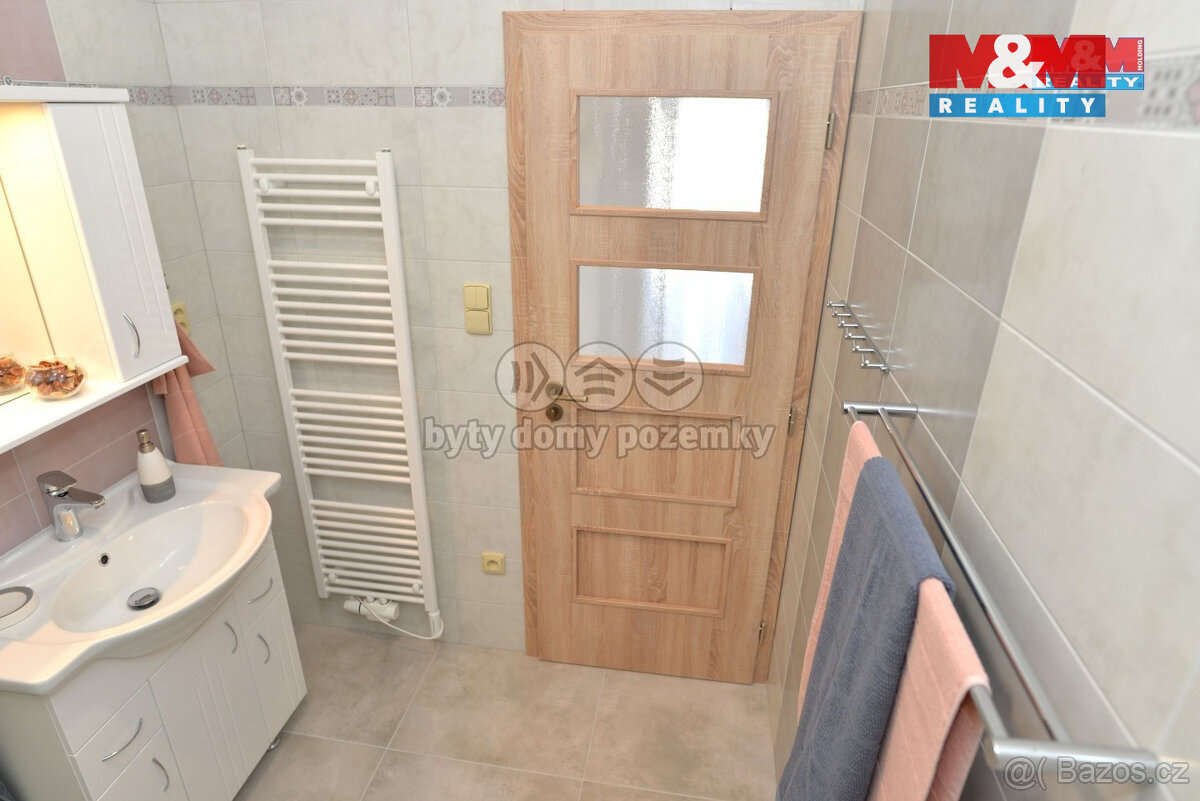 Pronájem bytu 1+kk, 51 m², Pardubice, ul. Brozanská - 7