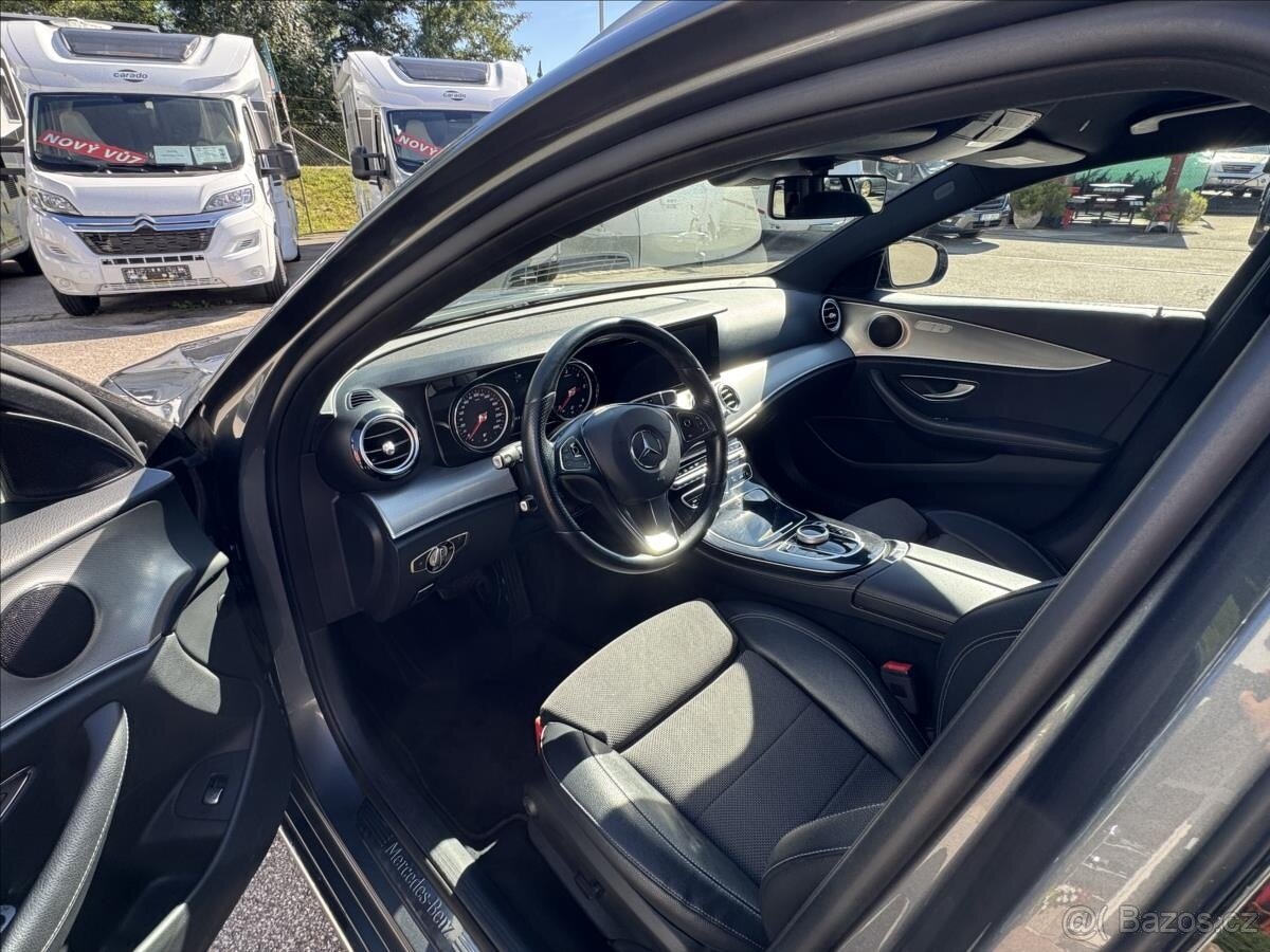 Prodám Mercedes-Benz Třídy E, 3,0 350d - odpočet DPH - 7