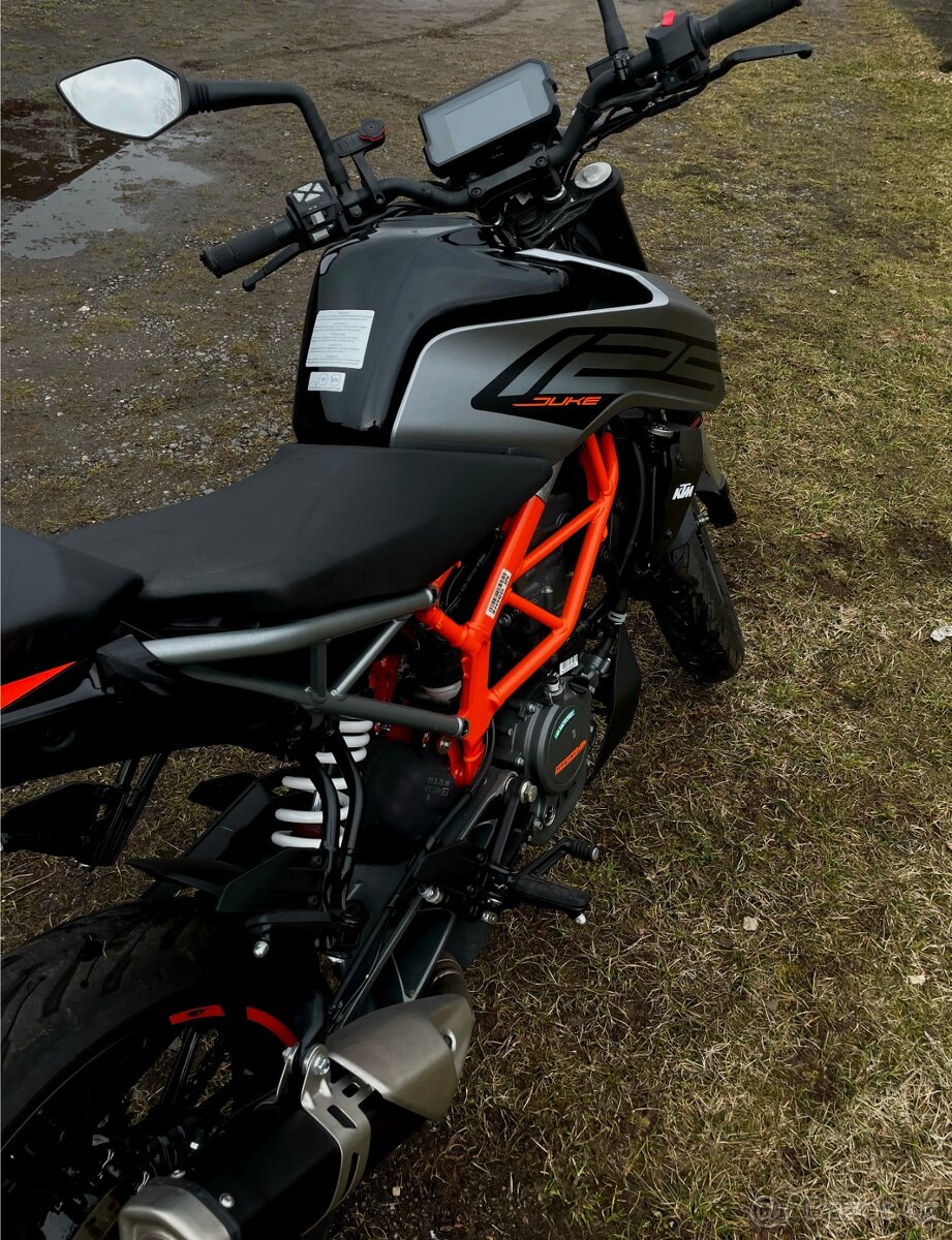 KTM DUKE 125 - 2022 - 7