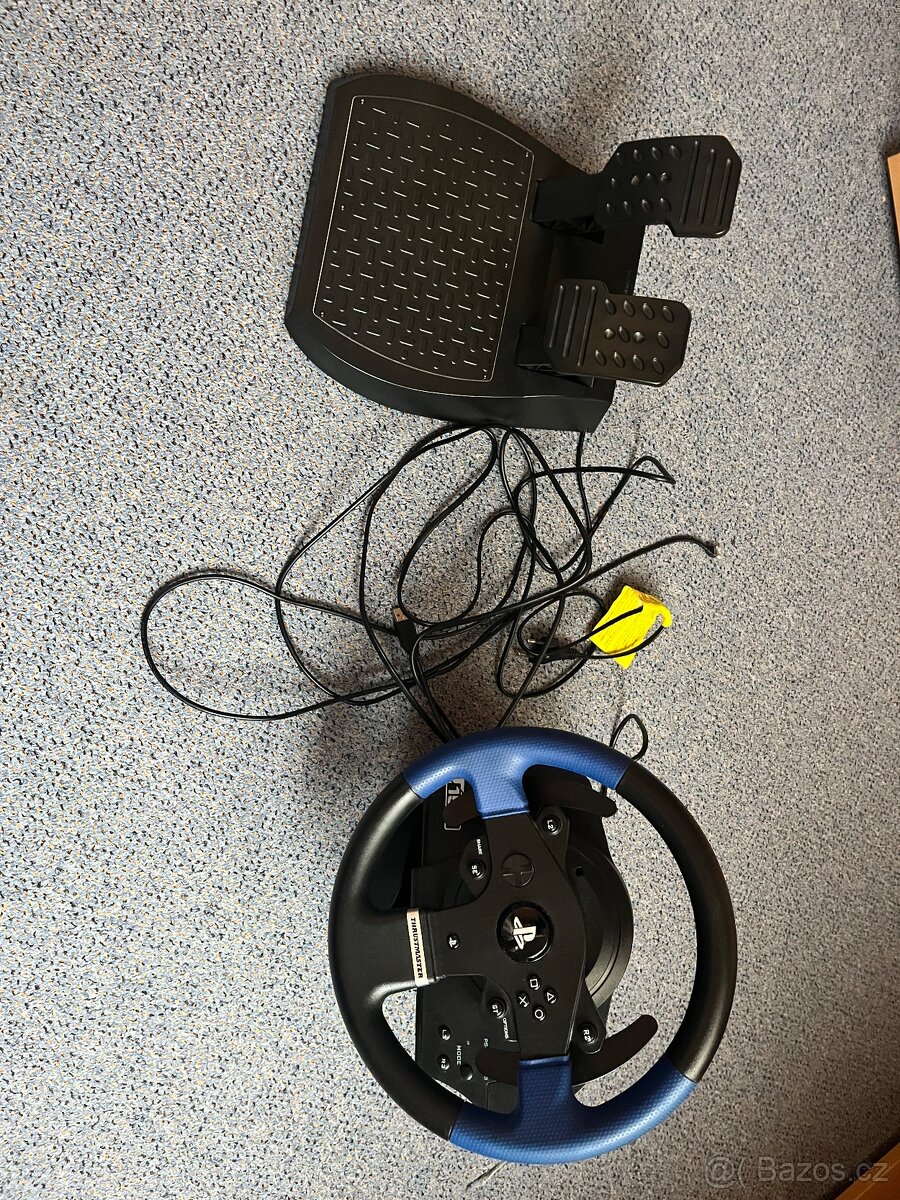 PS4 slim 500GB+ volant trustmaster t150+hry+ externí disk 1T - 7