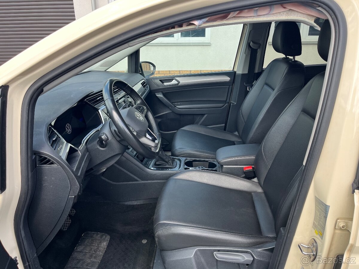 VW TOURAN 2.0TDI DSG 7míst rv.2022 - 7