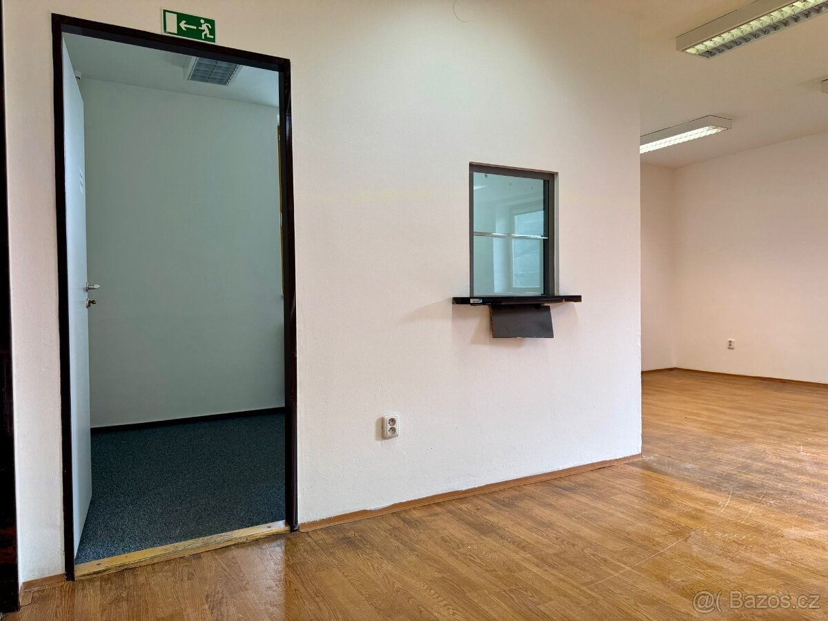 Pronájem obchodního prostoru 151 m² - 7