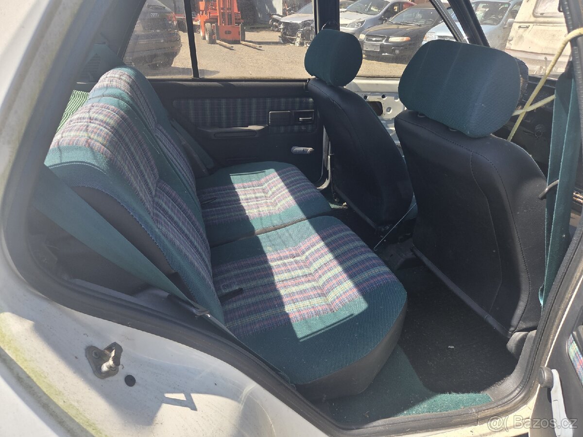 Peugeot 205 - 7