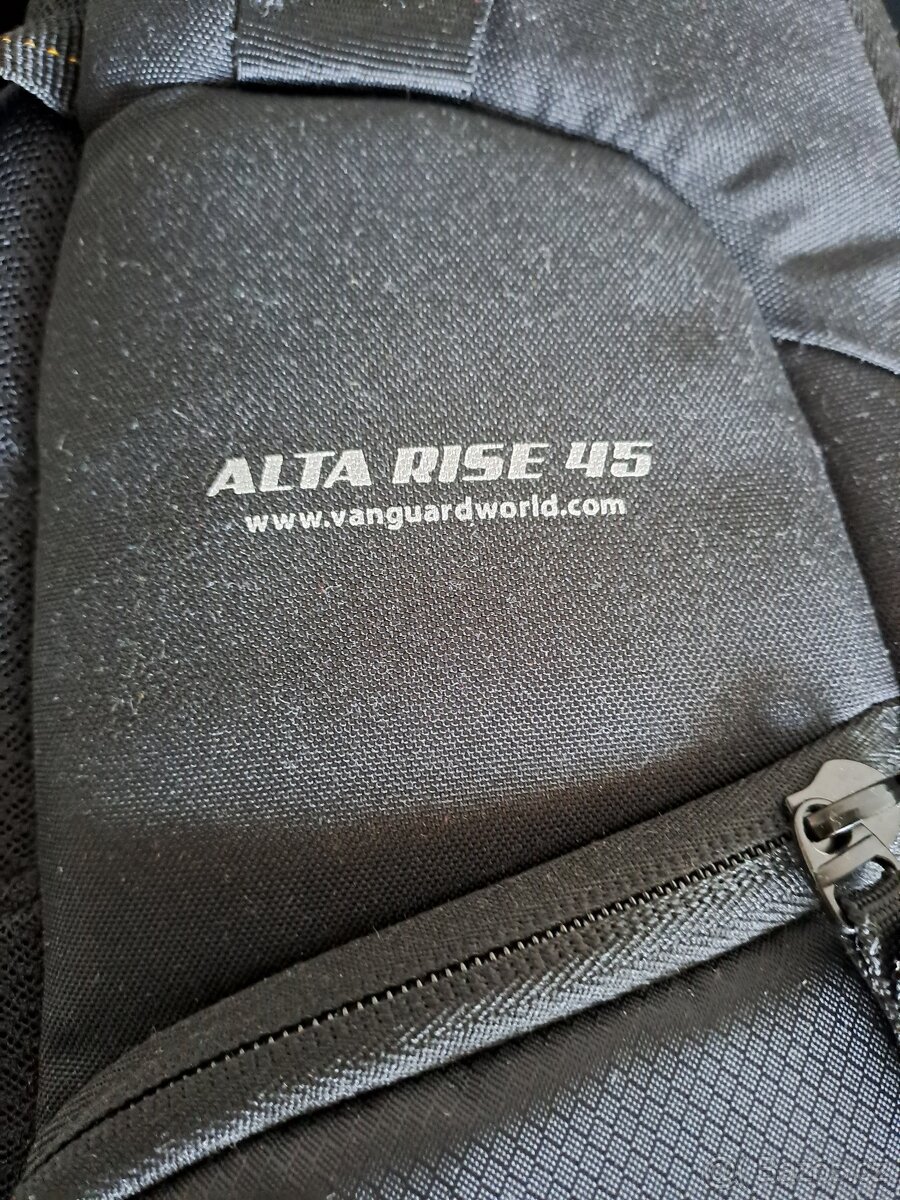 Fotobatoh Vanguard Alta Rise 45 - 7