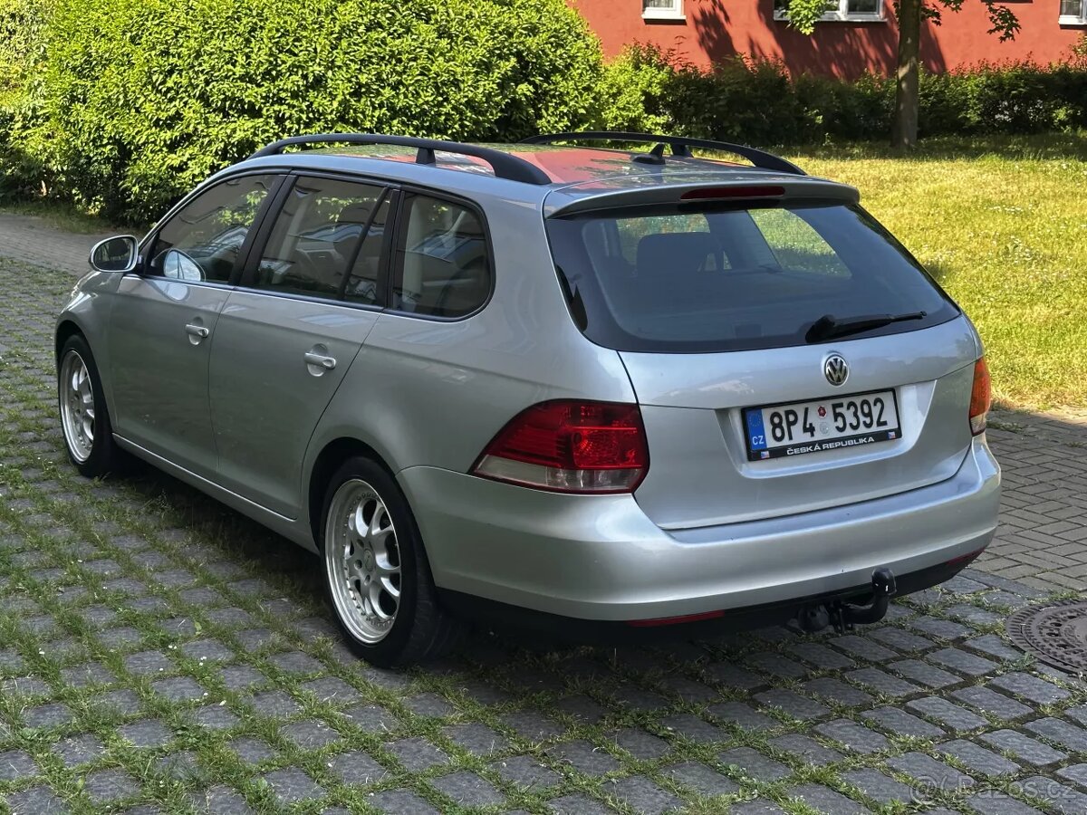 Volkswagen Golf V Combi 1.9 TDI 77kW Navi Tažné ALU R17 2009 - 7