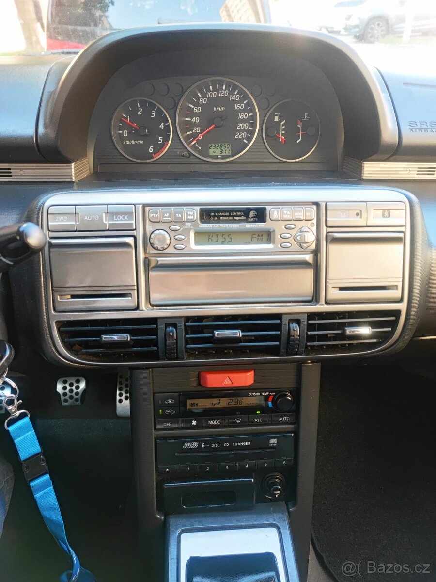 Nissan X Trail 2,2 dci - 7