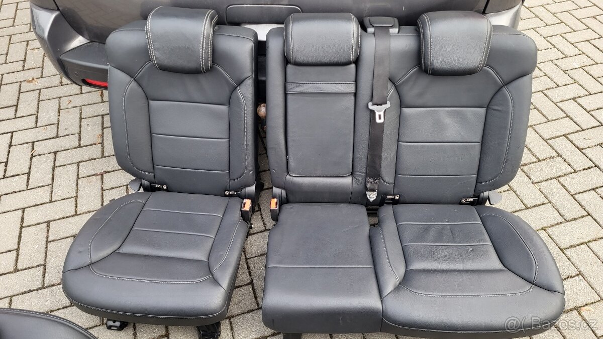 Mercedes GLE sedacky - 7