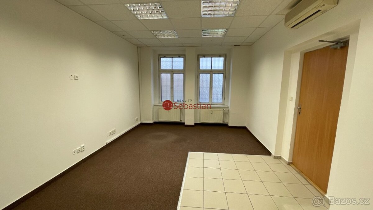 Pronájem komerčních prostor – 184 m², centrum Litvínova - 7