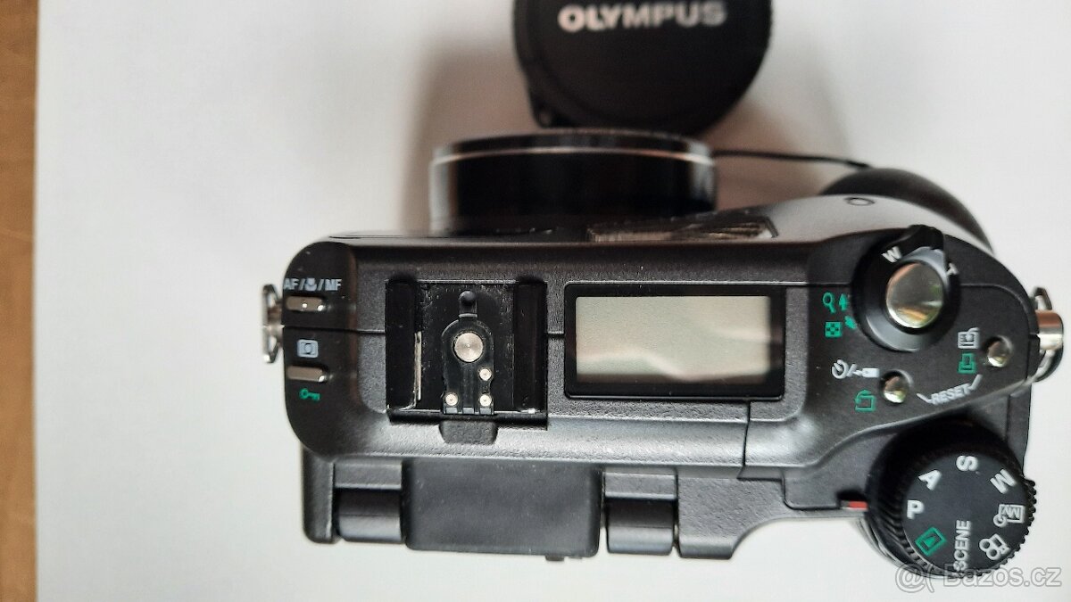 Olympus Camedia C-7070 Wide Zoom - 7