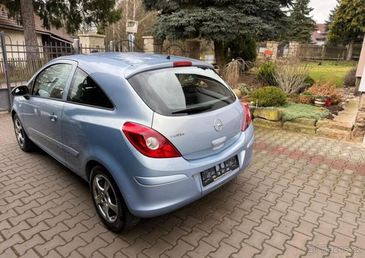 Opel Corsa 1,2i 1 Majitel pravide.servis benzín - 7