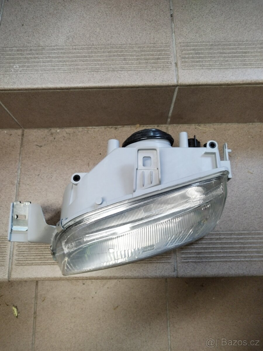 Fiat Punto I přední světlomety - 7