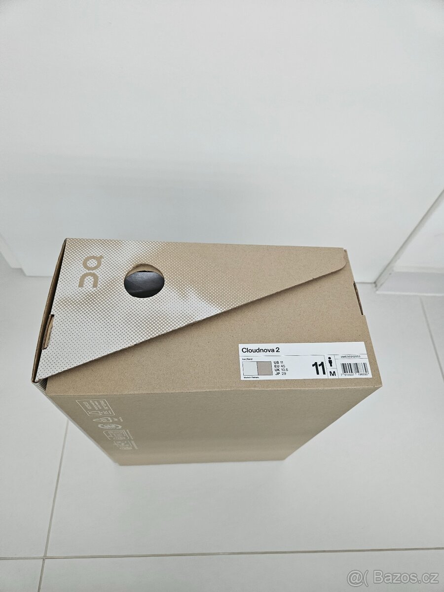 On M Cloudnova 2 - 7