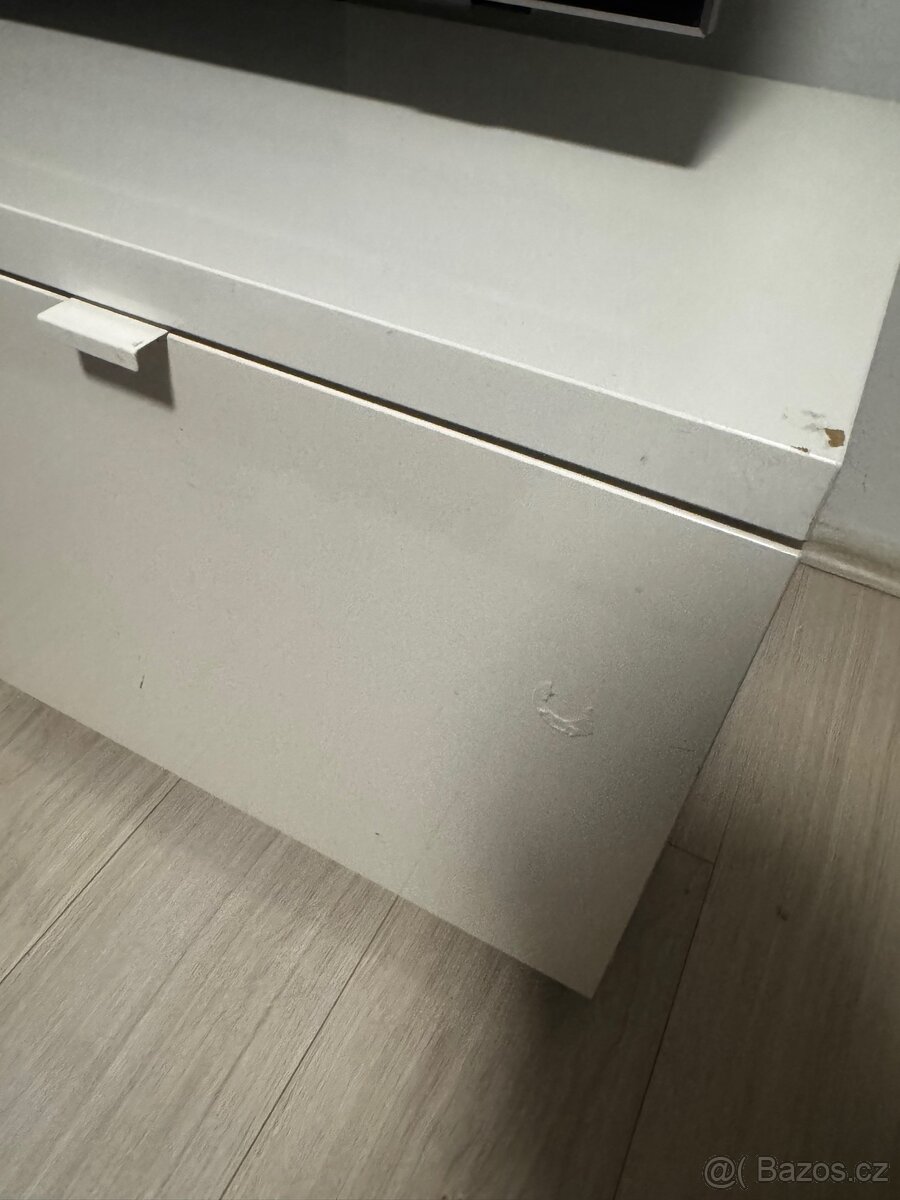 Tv stolek - ikea - 7