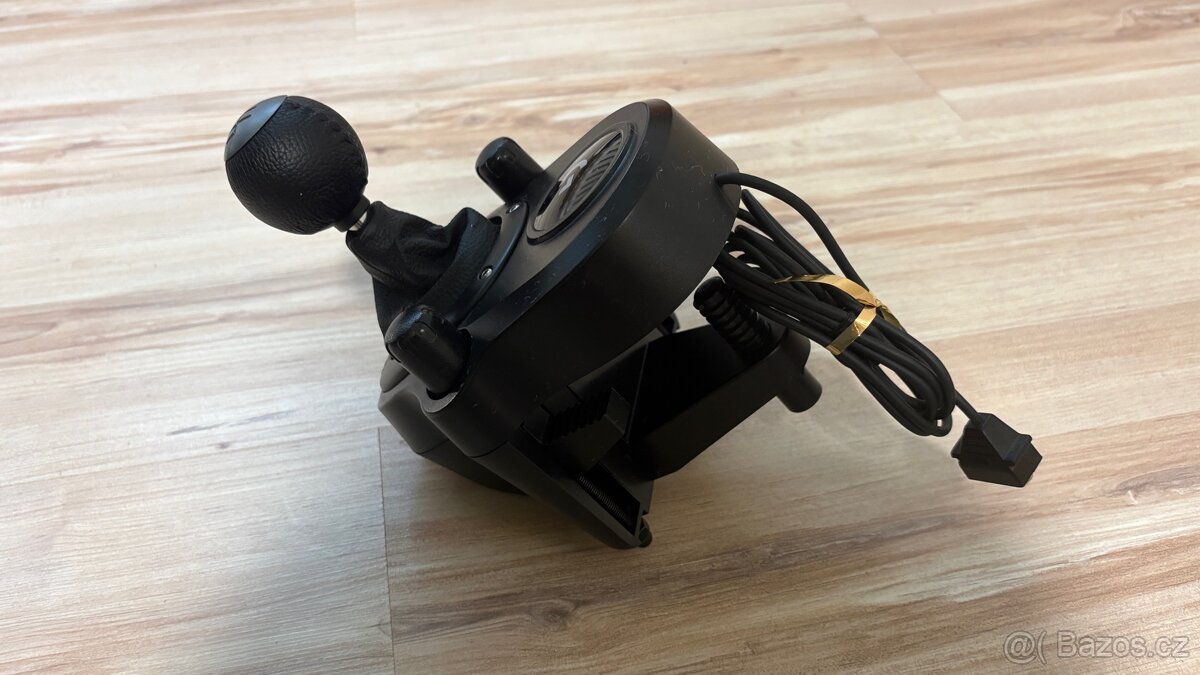 Volant Logitech G29 + řadící páka – PS3 / PS4 / PC - 7