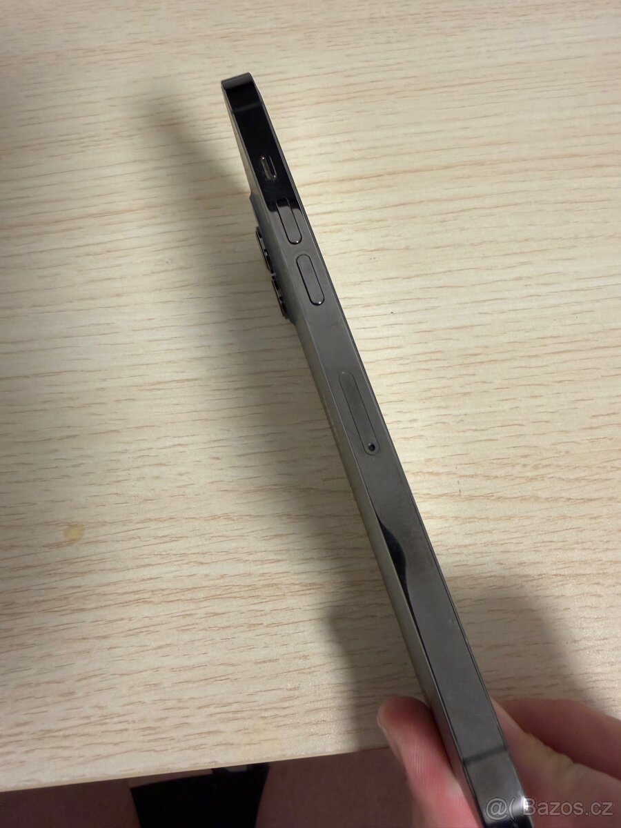 Prodám iPhone 12 pro max. Watch 5 series 45mm - 7