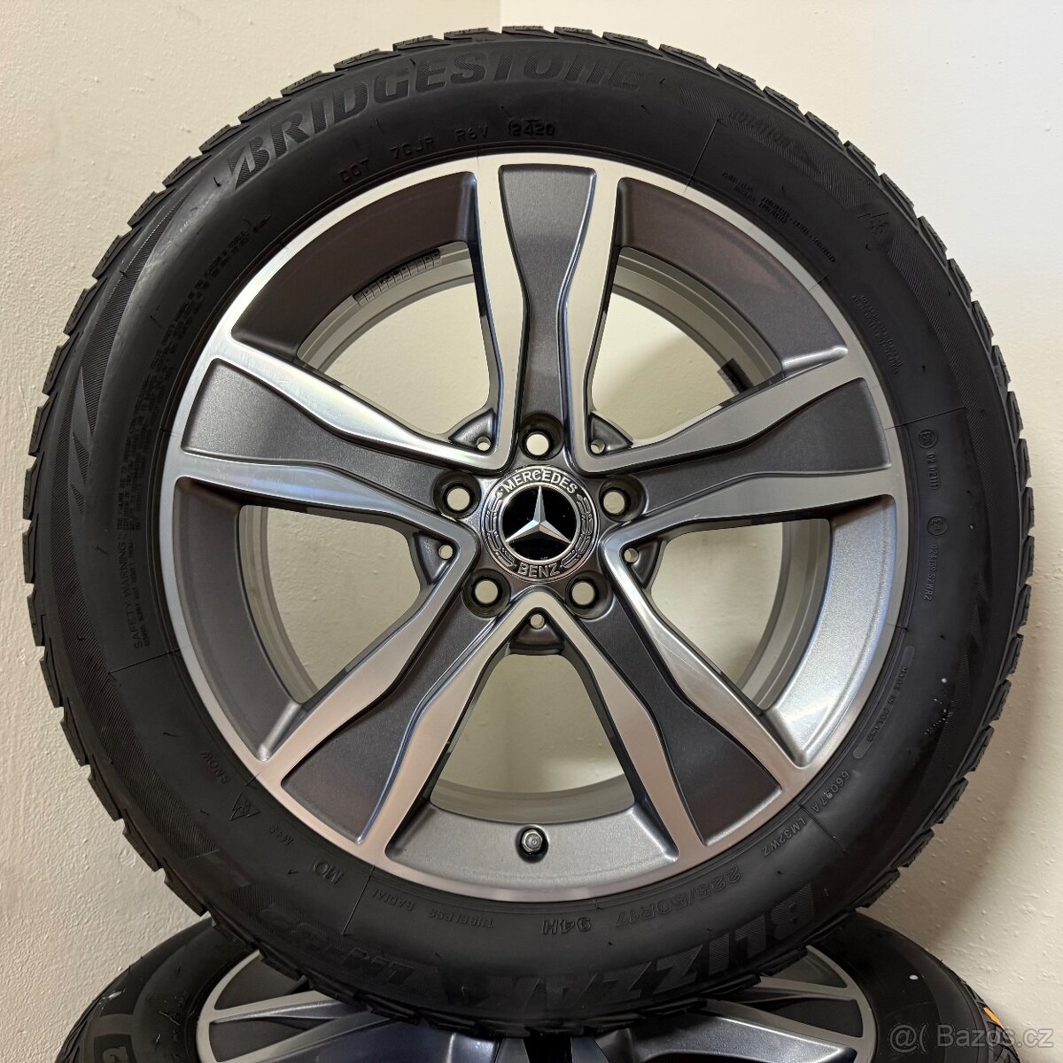MERCEDES C W205 5x112 R17 ET48,5+ZIMNÍ 225/50R17 7,5/7mm - 7