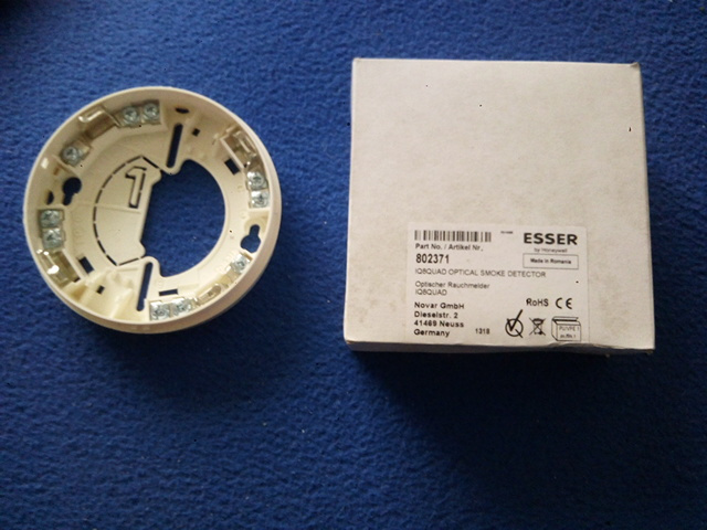 Eps kouřové čidlo (hlásič) + patice Esser 802371+ 805590 - 7