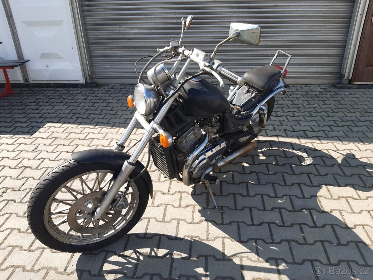 Suzuki VS 700 1987 na nahradni dily - 7