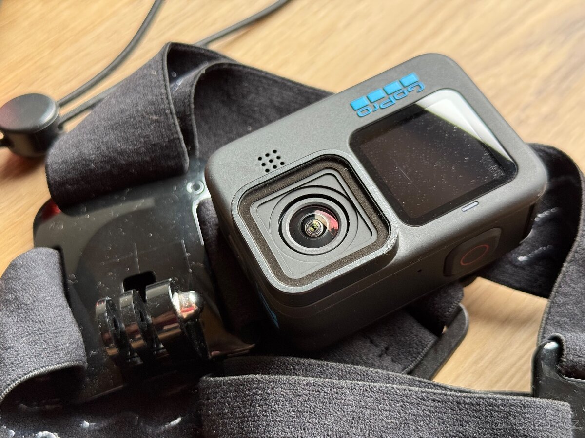 GoPro Hero 11 Black + příslušenství - 7