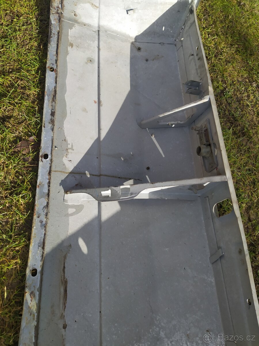 Přední čelo Škoda 100 - 7