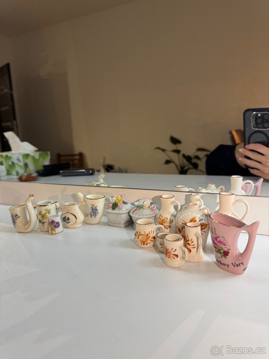Sada porcelánových miniatur - 7