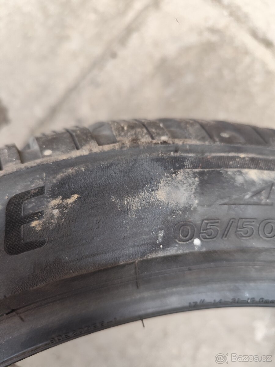 Bridgestone 205/50/r17 93V - 7