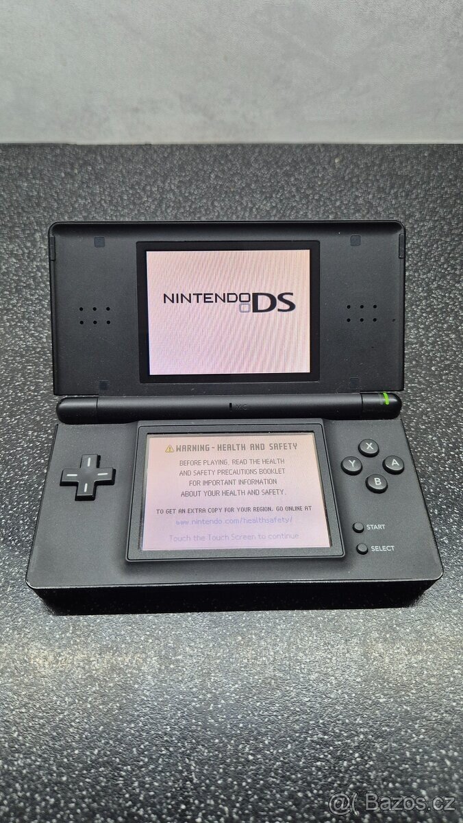 Nintendo DS Lite + M3 DS Simply - 7