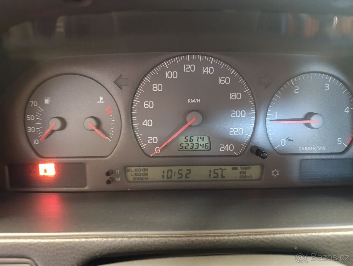 Volvo V70 2,5tdi - 7