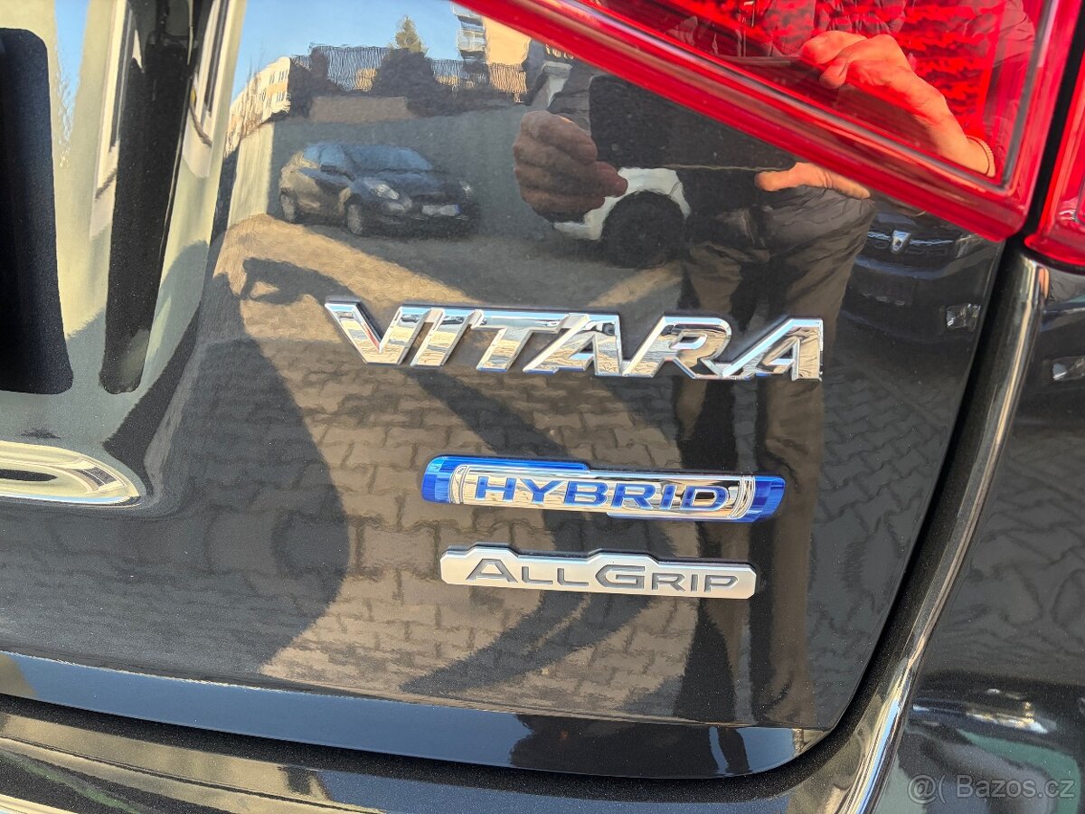 Suzuki Vitara 1,4i - hybrid,4x4,serviska,Comfort - 7
