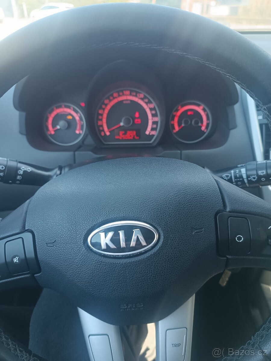Kia Ceed 2010, 1.6 benzin - 7