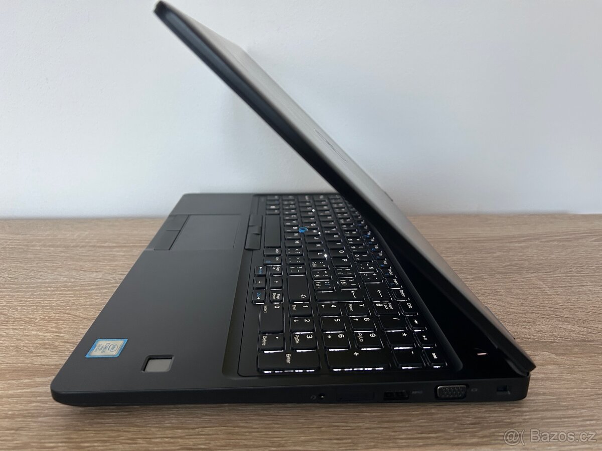 Dell Latitude 5580, i5, 8GB, 256SSD, WIN 11, podsvícený - 7