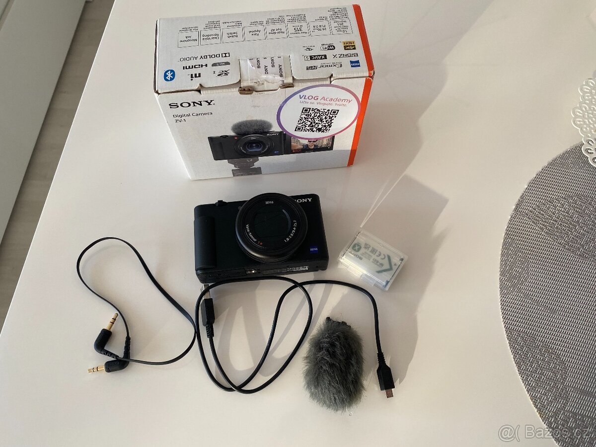 Digitální fotoaparát SONY ZV-1 - 7