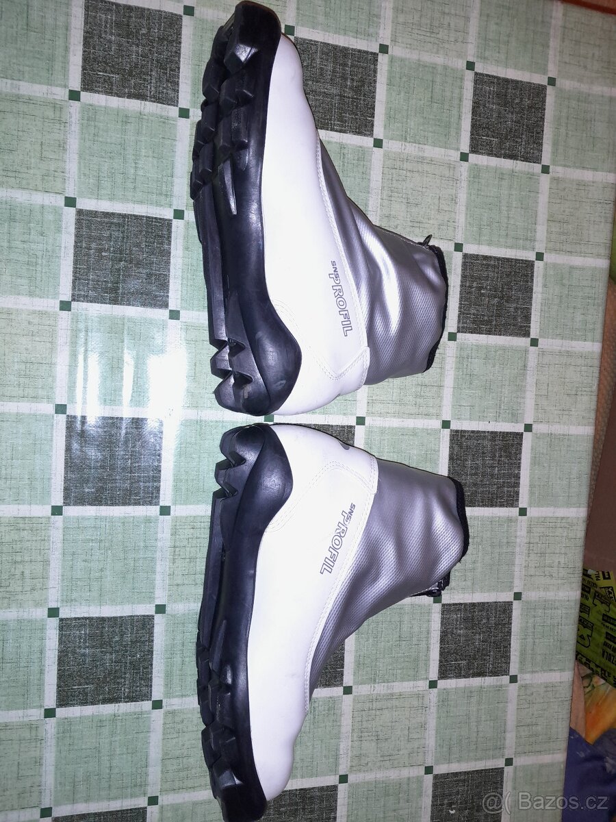 Prodám lyže a boty po dětech - 7