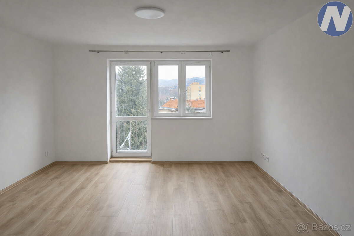 Pronájem bytu 2+1+balkón, Klostermannova, Vimperk - 7